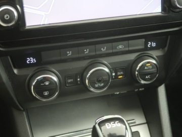 Skoda Octavia III Kombi 2.0 TDI CR DPF 150KM 2013 Skoda Octavia 2.0 TDI, Salon Polska, DSG, VAT 23%, zdjęcie 11