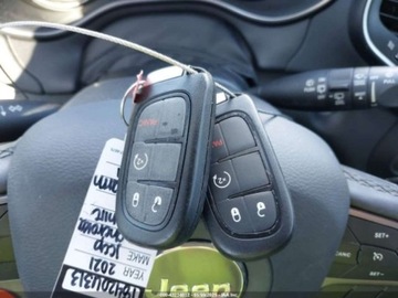 Jeep Cherokee V 2021 Jeep Cherokee Jeep Cherokee Latitude Plus 2.4 Benzyna 180KM, zdjęcie 10