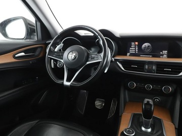 Alfa Romeo Stelvio SUV 2.0 Turbo 280KM 2017 Alfa Romeo Stelvio 2.0 Turbo Edition Automat, zdjęcie 15