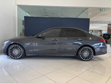 Mercedes Klasa C W206 Limuzyna 1.5 180 170KM 2025 MERCEDES-BENZ C Klasa 180 AMG Sedan 1.5 (170KM) 2025, zdjęcie 1