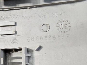 LAMPA KABINY POLSTROVÁNÍ PEUGEOT 407 04-08