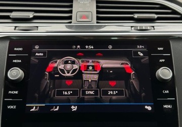 Volkswagen Tiguan II SUV Facelifting 1.5 TSI 150KM 2023 Volkswagen Tiguan Life Pakiet Comfort, FV 23, ACC, Kamera cofania, Keyles, zdjęcie 30