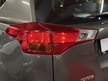 Toyota RAV4 IV MPV Valvematic 150 152KM 2015 Toyota RAV4 2.0 152 KM 4X4 Premium Skora Hak Kamera Alu Salon PL Gwarancja, zdjęcie 35
