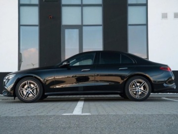 Mercedes Klasa E W214 Sedan 2.0 200 204KM 2025 E Klasa 200 4-Matic AMG 2.0 (204KM) 2025, zdjęcie 3