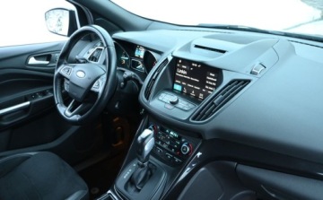 Ford Kuga II SUV Facelifting 2.0 TDCi 150KM 2017 Ford Kuga 2,0 TDCI 150 KM AWD ST-LINE BI-Xenon Nawigacja 2.0 Diesel 150KM, zdjęcie 23