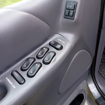 Ford Explorer II 1999 FORD EXPLORER 6.8 V10 ROK PRODUKCJI 1999 BENZYNA MOC 310KM, zdjęcie 14