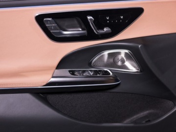 Mercedes Klasa E W214 Sedan 2.0 220d 197KM 2025 E Klasa 220 d 4-Matic AMG 2.0 197KM 2025, zdjęcie 8