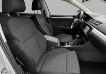 Skoda Superb III Kombi Facelifting 2.0 TDI SCR 150KM 2019 Skoda Superb 2.0 TDI 150km LED DSG ACC Bi-Xenon OPLACONA SmartLink, zdjęcie 3