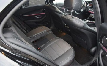 Mercedes Klasa E W213 2019 Mercedes-Benz Klasa E 2.0D 2019r AMG Super Stan Sprowadzony Oplacony 2.0, zdjęcie 17