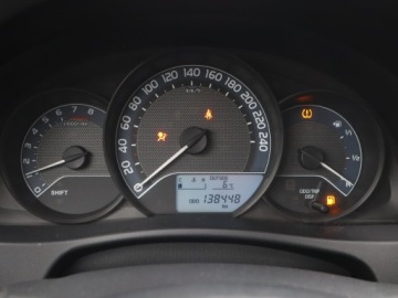 Toyota Auris II Hatchback 5d Valvematic 130 132KM 2014 Toyota Auris 1.6 Valvematic, Salon Polska, zdjęcie 10