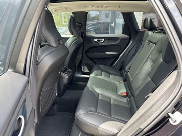 Volvo XC60 II 2025 VOLVO XC60 B5 AWD Ultra Dark Suv 2.0 (264KM) 2025, zdjęcie 13