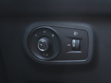 MG ZS II SUV Classic 1.5 VTi-Tech 106KM 2024 MG ZS SUV 1.5, 1. Właściciel, Serwis ASO, VAT 23%, zdjęcie 16