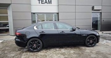 Jaguar XE Sedan Facelifting 2.0 i4P 250KM 2019 Jaguar XE 2.0 Benzyna 250KM, zdjęcie 9