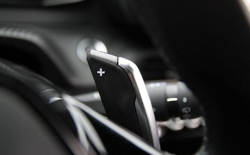 Peugeot 2008 II SUV Facelifting 1.2 PureTech 130KM 2024 Peugeot 2008 PureTech 130 Allure SS EAT8 2024 Polift SalonPLGwarancja od, zdjęcie 24