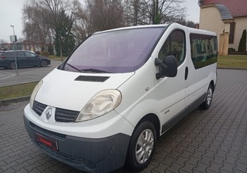 Renault Trafic II Kabina 2.0 dCi 115KM 2009 Renault Trafic Zarejestrowany - 2,0 - 114 KM - 9 osob 2.0 Diesel 114KM, zdjęcie 2