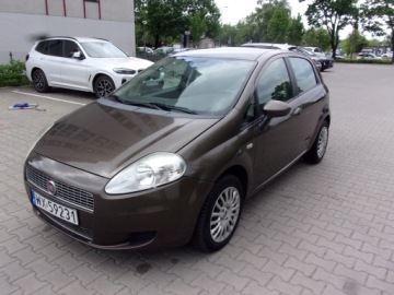 Fiat Punto Grande Punto Hatchback 5d 1.4 8v 77KM 2009 Fiat Punto Salon-Pl, zdjęcie 4