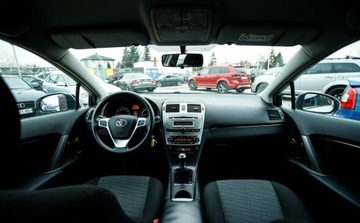 Toyota Avensis III Wagon Facelifting 1.8 Valvematic 147KM 2014 Toyota Avensis 1.8 benzyna 147KM LIFT po serwisie bezwypadkowy 1.8 Benzyna, zdjęcie 17