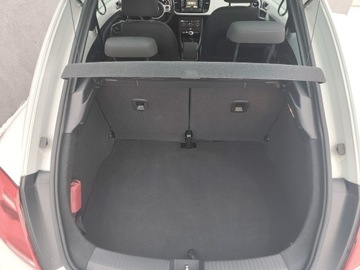 Volkswagen Beetle Hatchback 3d 1.6 TDI 105KM 2015 Volkswagen Beetle bezwypadkowy wyposażen, zdjęcie 25