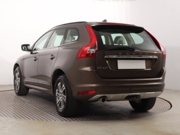 Volvo XC60 I SUV 2.0 D3 136KM 2013 Volvo XC60 D3, Skóra, Navi, Xenon, Klima, zdjęcie 3