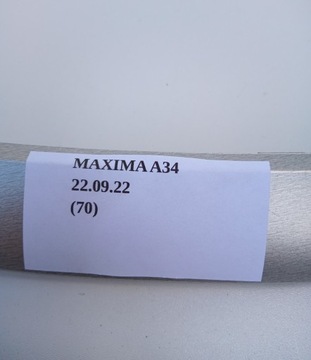 LIŠTA KRYT LEVÝ BOKU DVEŘE NISSAN MAXIMA A34