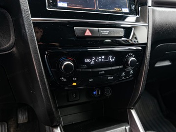 Suzuki Vitara III SUV Facelifting 1.4 BoosterJet 140KM 2019 SUZUKI Vitara 1.4 BoosterJet 4WD Suv 140KM 2019, zdjęcie 17