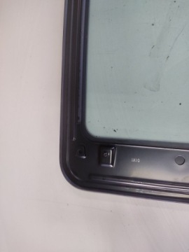 Subaru Legacy III 03r 2.5 люк на крыше