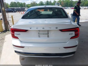 Volvo S60 III 2024 Volvo S60 B5 Core Dark Theme 2024 2.0l 2.0 Benzyna 247KM, zdjęcie 4