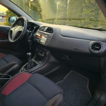 Fiat Bravo II Hatchback 5d 1.6 TD MultiJet 120KM 2008 Fiat Bravo II 1.6 Diesel Multijet 16V DPF Dynamic, zdjęcie 20