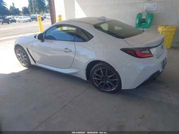 Subaru BRZ I 2022 Subaru BRZ Premium 2022 2.4l 2.4 Benzyna 228KM, zdjęcie 3