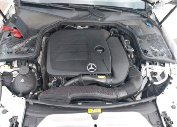 Mercedes Klasa C W205 Kabriolet Facelifting 2.0 300 258KM 2020 Mercedes-Benz Klasa C MERCEDES-BENZ C 300 4MATIC 2.0 Benzyna 259KM, zdjęcie 11