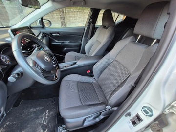 Toyota C-HR I Crossover Facelifting 1.8 Hybrid 122KM 2023 Toyota C-HR 1.8 Hybrid Comfort, zdjęcie 7