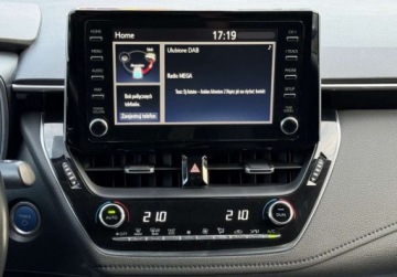 Toyota Corolla XII Sedan 1.8 Hybrid 122KM 2021 Toyota Corolla Kameraczujniki przod i tyl, salon Polska 1.8 Hybryda, zdjęcie 6