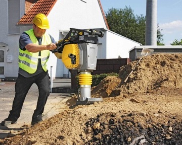 ДЖЕМПЕР БАМПЕР BOMAG BT60 COMPACTION 60 КГ HONDA