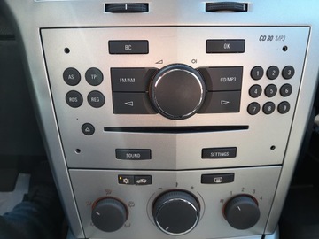 Opel Astra J Hatchback 5d 1.7 CDTI ECOTEC 110KM 2011 OPEL Astra 1.7 CDTi, I właściciel !!, zdjęcie 22