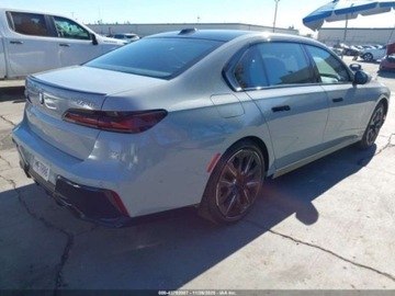 BMW Seria 7 G70 2024 BMW Seria 7 740i, 2024r., 3.0L 3.0 Benzyna 375KM, zdjęcie 2
