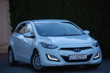 Hyundai i30 II Hatchback 3d 1.6 GDI 135KM 2013 HYUNDAI i30 1.6BENZ LED KLIMA SPRAWNA GRZANE FOTELE TEMPOMAT, zdjęcie 9