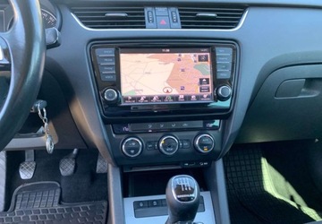 Skoda Octavia III Kombi 1.6 TDI CR DPF 110KM 2014 Skoda Octavia Skoda Octavia 1.6 TDI (Green tec) Ambition 1.6 Diesel 110KM, zdjęcie 28