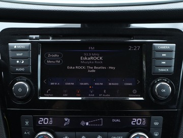 Nissan Qashqai II Crossover Facelifting 1.3 DIG-T  160KM 2019 Nissan Qashqai 1.3 DIG-T, Serwis ASO, Automat, zdjęcie 11