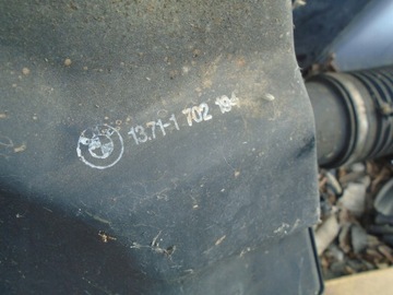 BMW E31 840I POUZDRO FILTRU TRUBKA 1702194 VZDUCHU