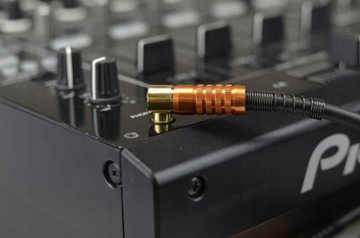 Гитарный кабель Klotz TM Stevens угловой джек 6м