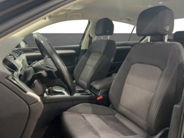 Volkswagen Passat B8 Limousine 1.8 TSI BlueMotion Technology 180KM 2017 Volkswagen Passat 1.8 TSI DSG Solon PL, zdjęcie 9