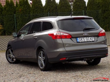 Ford Focus III Kombi 1.0 EcoBoost 125KM 2012 Ford Focus 125KM Navi Parkdistance Convers MY13 Benzyna 125KM, zdjęcie 10