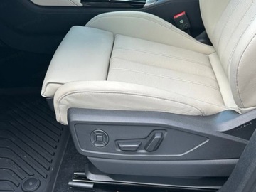 Audi Q5 II SUV Facelifting 2.0 40 TDI 204KM 2025 AUDI Q5 TDI quattro S line Suv 2.0 204KM 2025, zdjęcie 4