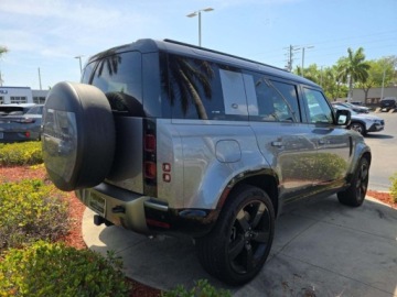 Land Rover Defender IV (L663) 2024 Land Rover Defender 110 X-Dynamic SE 2024 3.0 Benzyna 395KM, zdjęcie 3