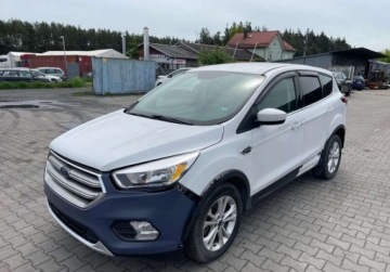 Ford Kuga III 2019 Ford Kuga Ford Kuga 2.0l 4x4 - Po akcyzie i oplatach Faktura 2.0 Benzyna, zdjęcie 1