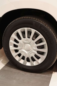 Toyota 2022 Toyota Proace City Verso 1.5 D-4D Combi 1.5 Diesel 102KM, zdjęcie 26