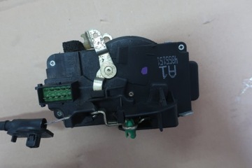 SAAB 9-5 95 FACELIFT ZÁMEK DVEŘE LEVÝ PŘEDNÍ EU 06-