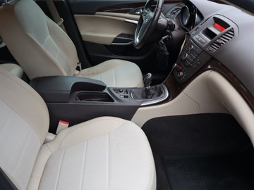 Opel Insignia I Hatchback 2.0 CDTI ECOTEC 130KM 2011 Opel Insignia 2.0 CDTI, Salon Polska, Serwis ASO, zdjęcie 8