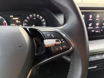 Skoda Octavia IV Liftback 1.5 TSI EVO 150KM 2022 Skoda Octavia Skoda Octavia 1.5 TSI / 150 KM Ambit, zdjęcie 20