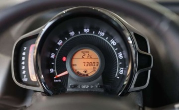 Toyota Aygo II Hatchback 3d Facelifting 1.0 VVT-i 72KM 2021 Toyota Aygo 1.0 VVT-i X-play Benzyna 72KM, zdjęcie 18